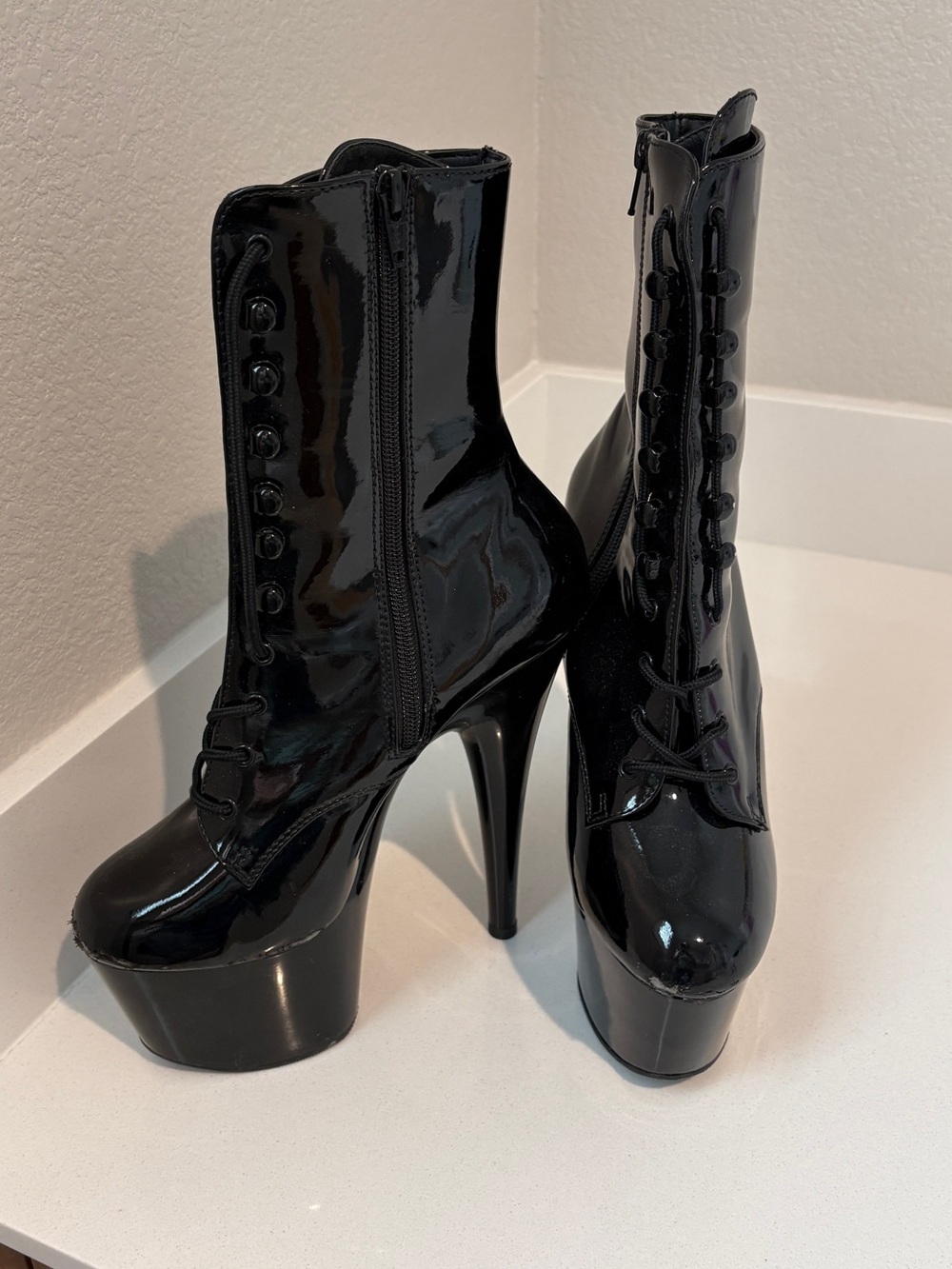 PLEASER Adore 1020 7 inch Pole Boots size 8